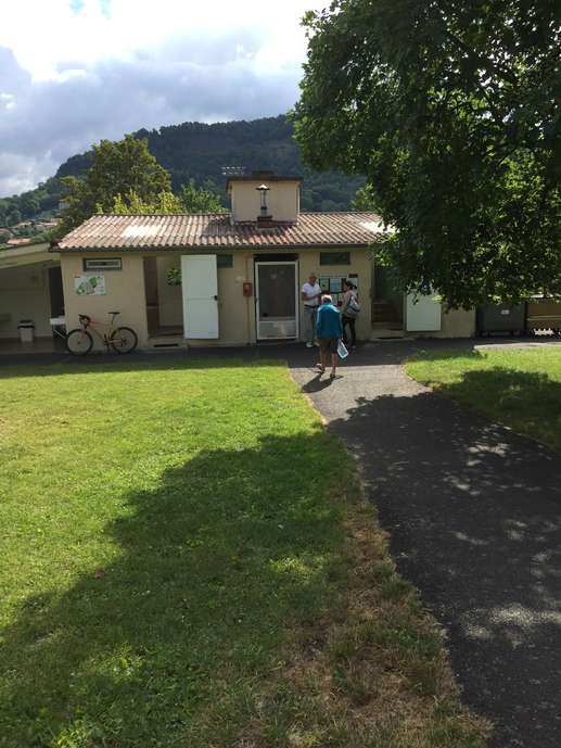 Einem Ort wurde ein Foto hinzugefügt