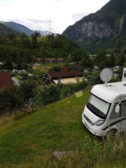 Einem Ort wurde ein Foto hinzugefügt