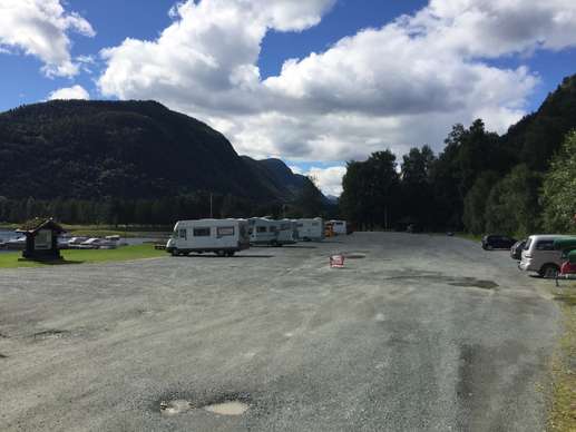 Een foto toegevoegd aan een locatie