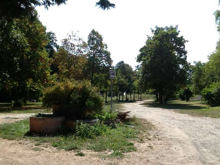 Parking Roybon