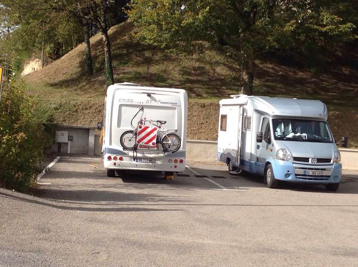 Aire de Camping-Car Rieupeyroux