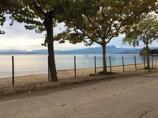 Added a photo to a location