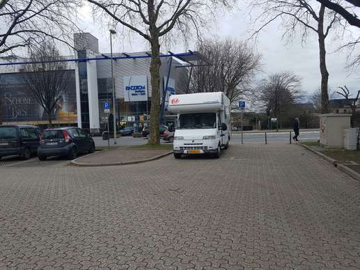 Einem Ort wurde ein Foto hinzugefügt
