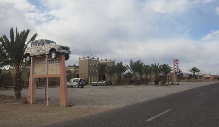 Auberge Kasbah Meteorites