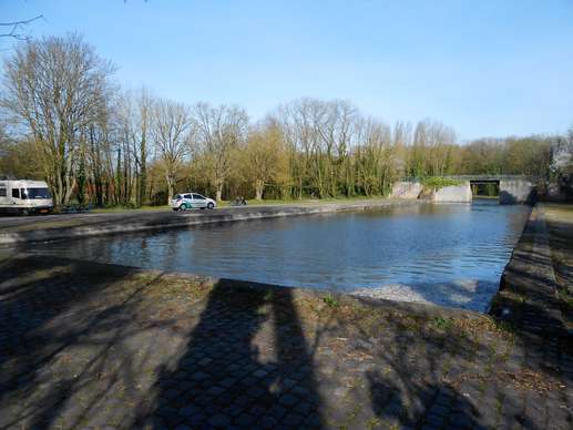 Added a photo to a location