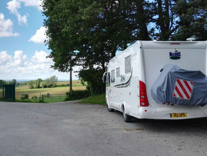 Aire camping cars de Cassel réseau AireServices
