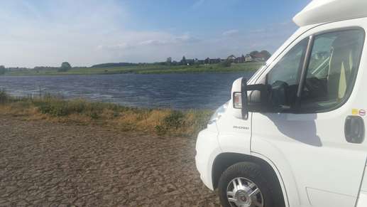 Een foto toegevoegd aan een locatie