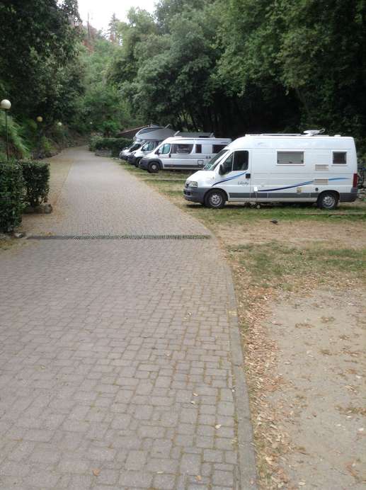 Een foto toegevoegd aan een locatie
