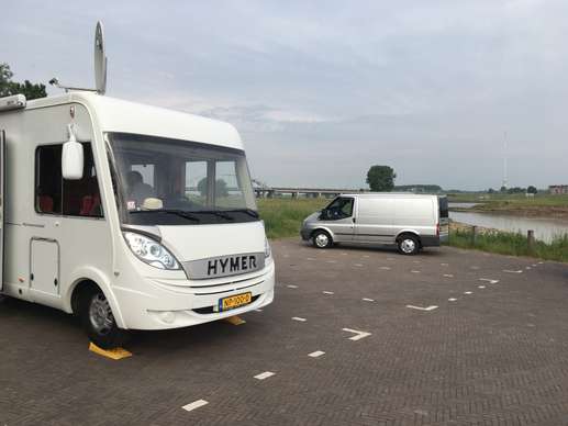 Een foto toegevoegd aan een locatie