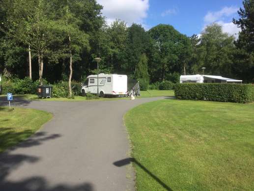 Een foto toegevoegd aan een locatie