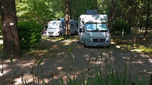 Een foto toegevoegd aan een locatie