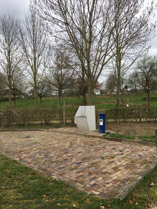Einem Ort wurde ein Foto hinzugefügt
