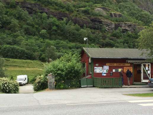 Added a photo to a location