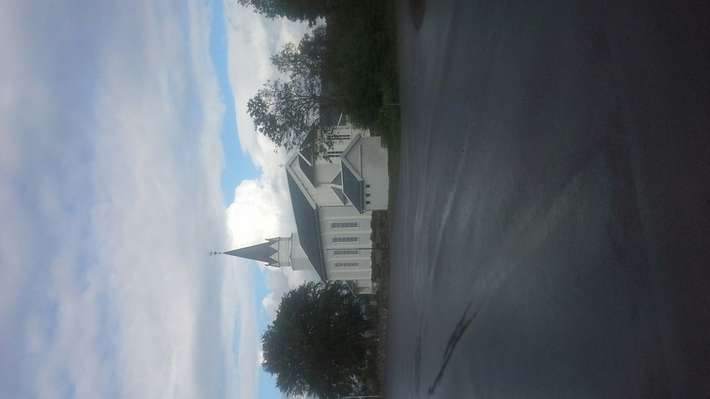 Parking Myrbostad Kyrkje
