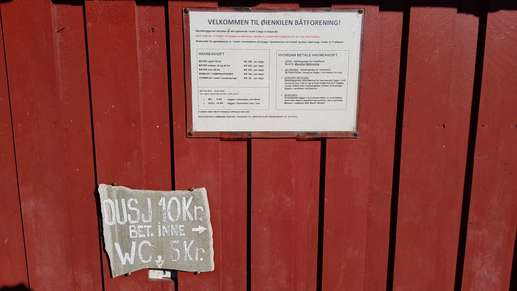 Een foto toegevoegd aan een locatie