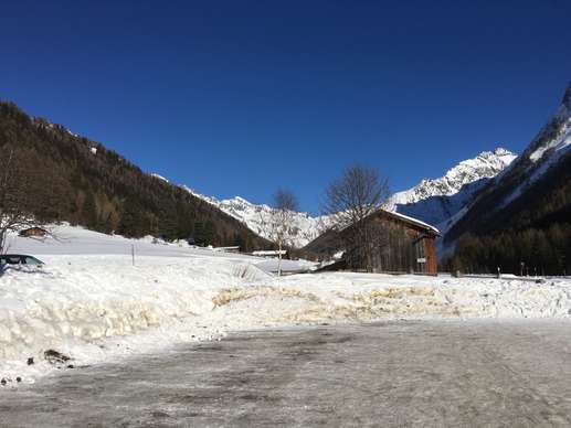 Added a photo to a location