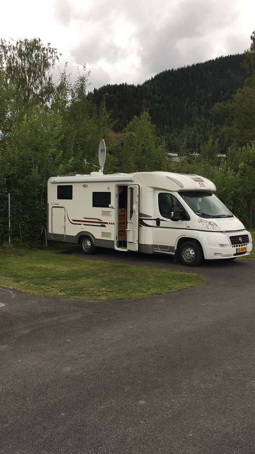 Einem Ort wurde ein Foto hinzugefügt