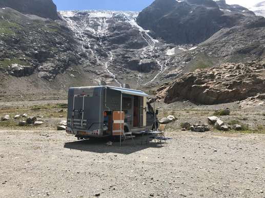 Een foto toegevoegd aan een locatie