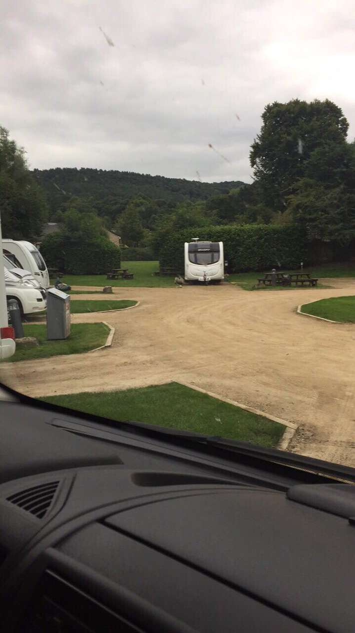 Grouse and Claret Hotel and Caravanpark