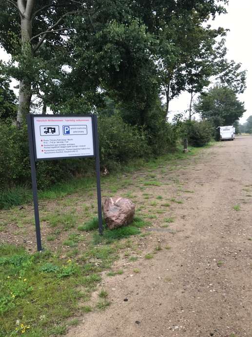 Einem Ort wurde ein Foto hinzugefügt