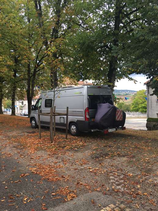 Einem Ort wurde ein Foto hinzugefügt