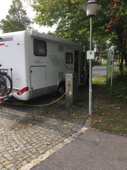 Einem Ort wurde ein Foto hinzugefügt