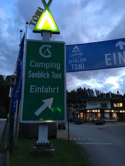 Einem Ort wurde ein Foto hinzugefügt