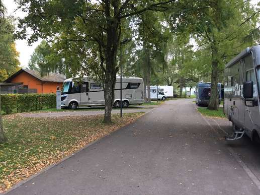 Einem Ort wurde ein Foto hinzugefügt