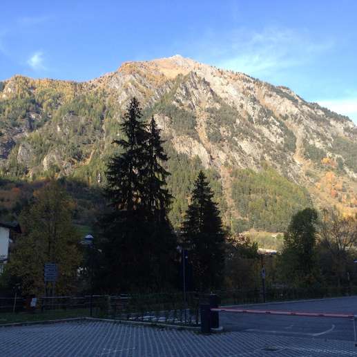 Added a photo to a location
