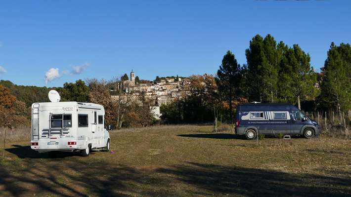 Aire de Camping-Car Notre-Dame Les Merles