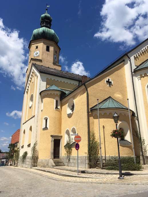 Einem Ort wurde ein Foto hinzugefügt