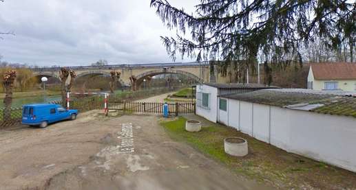 Einem Ort wurde ein Foto hinzugefügt
