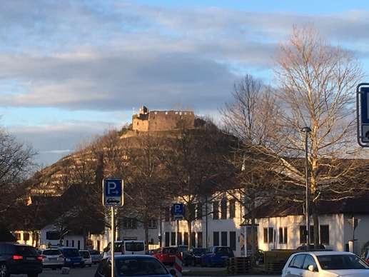 Einem Ort wurde ein Foto hinzugefügt