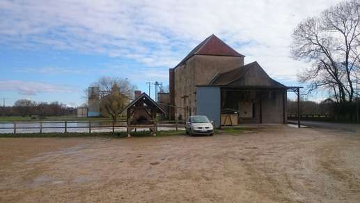 Added a photo to a location