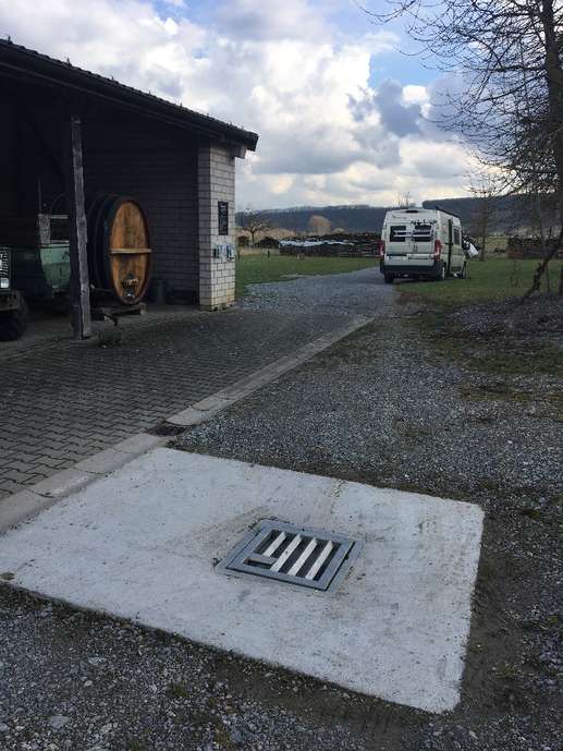 Einem Ort wurde ein Foto hinzugefügt