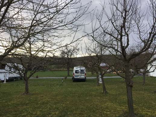 Einem Ort wurde ein Foto hinzugefügt