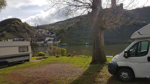 Ajout d'une photo à un emplacement