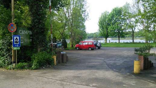 Added a photo to a location