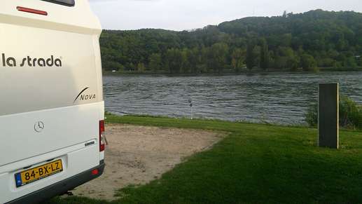 Added a photo to a location
