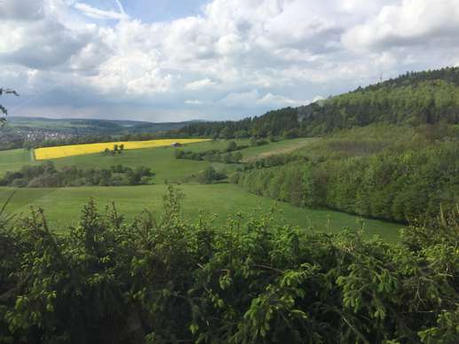 Einem Ort wurde ein Foto hinzugefügt