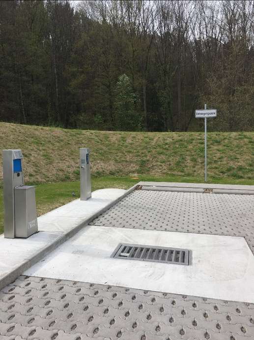 Einem Ort wurde ein Foto hinzugefügt