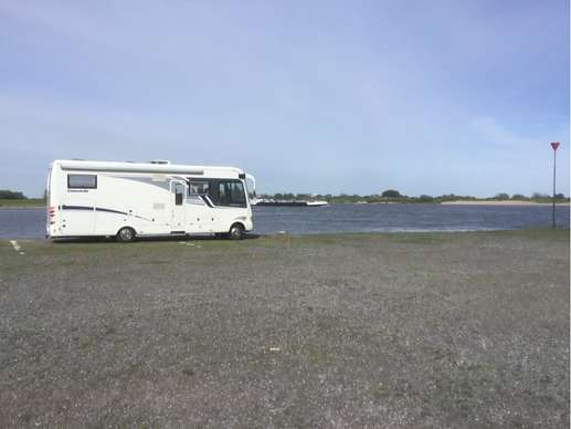 Added a photo to a location