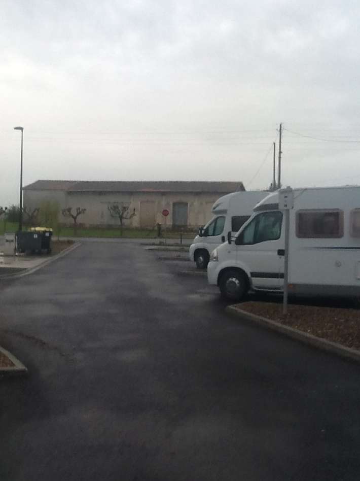 Aire de Camping-Car Barbezieux