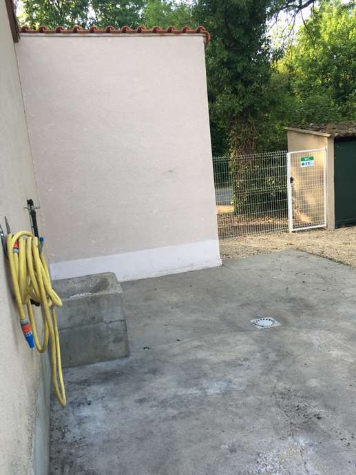 Einem Ort wurde ein Foto hinzugefügt
