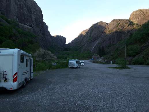 Added a photo to a location