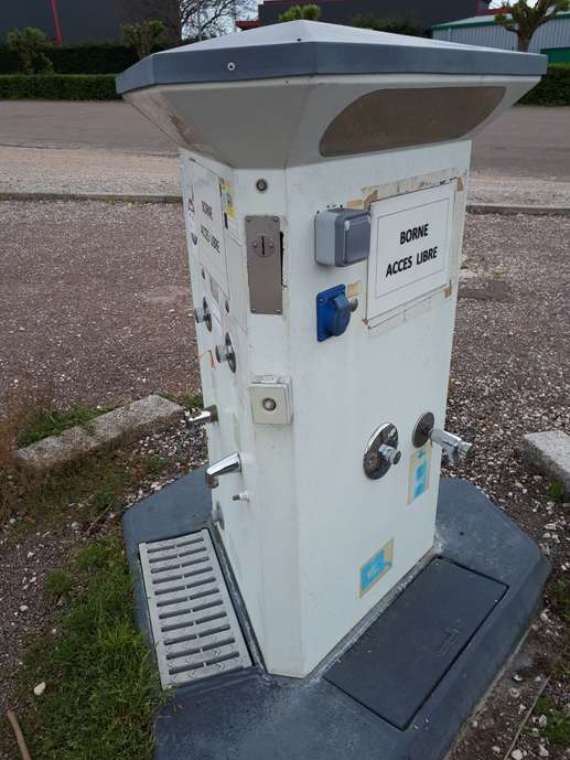 Added a photo to a location