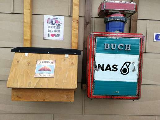 Einem Ort wurde ein Foto hinzugefügt