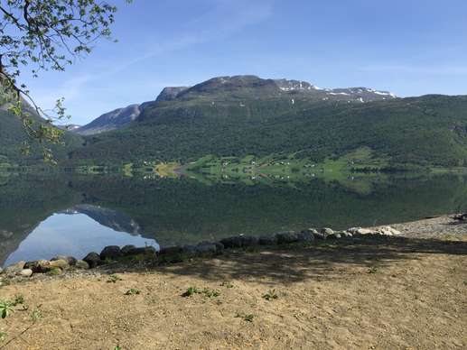 Een foto toegevoegd aan een locatie