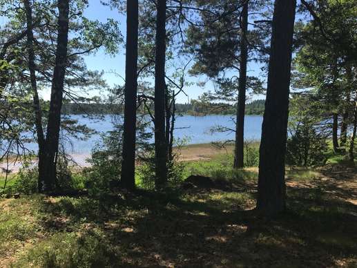 Added a photo to a location