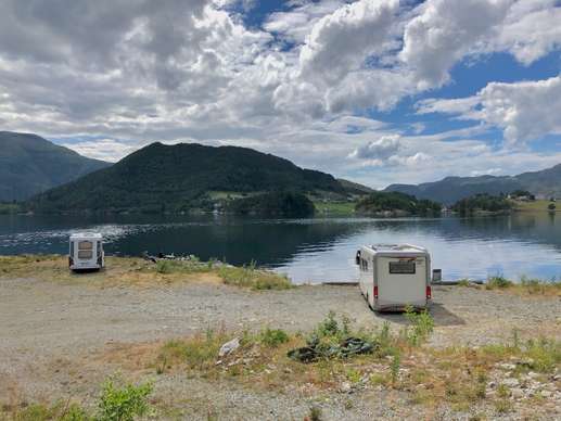 Added a photo to a location